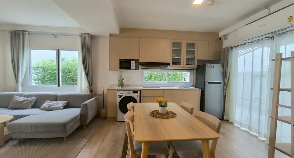 For rent 2 bedrooms townhouse in Prawet, Bangkok