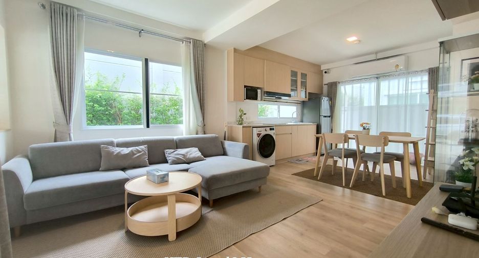 For rent 2 bedrooms townhouse in Prawet, Bangkok