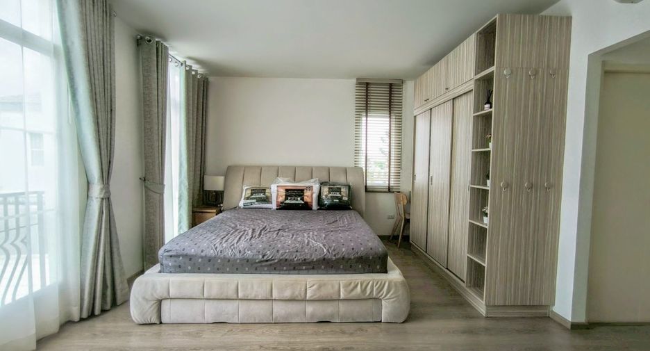 For rent 2 bedrooms townhouse in Prawet, Bangkok