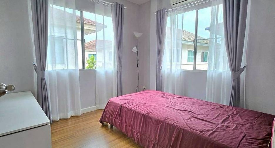 For rent 3 bedrooms house in San Sai, Chiang Mai