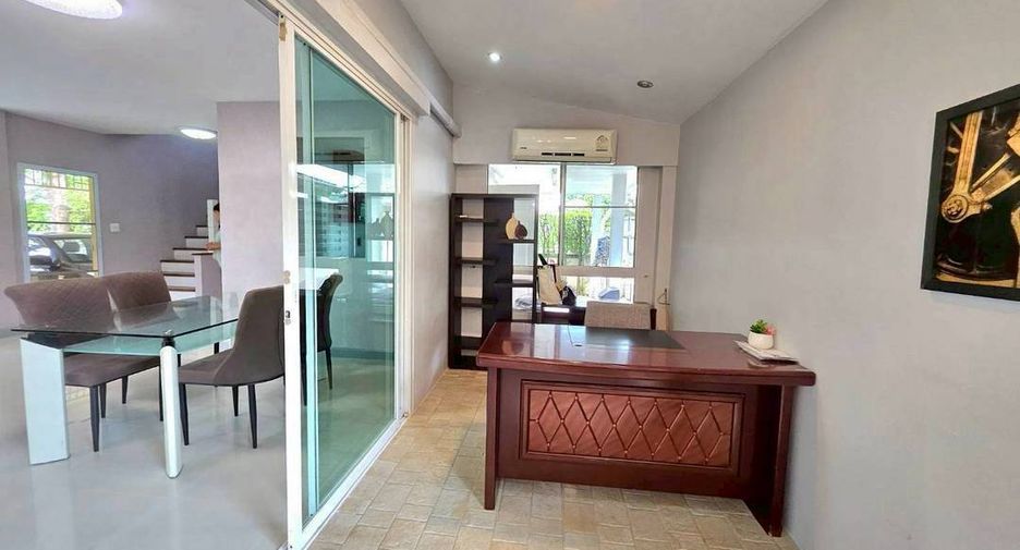 For rent 3 bedrooms house in San Sai, Chiang Mai