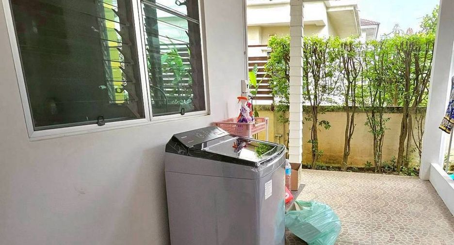 For rent 3 bedrooms house in San Sai, Chiang Mai