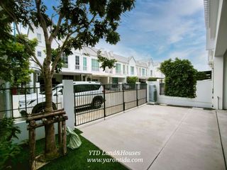 For rent 3 bedrooms townhouse in Bang Phli, Samut Prakan