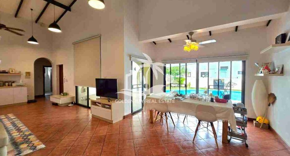For rent 3 bedrooms house in Bang Lamung, Chonburi