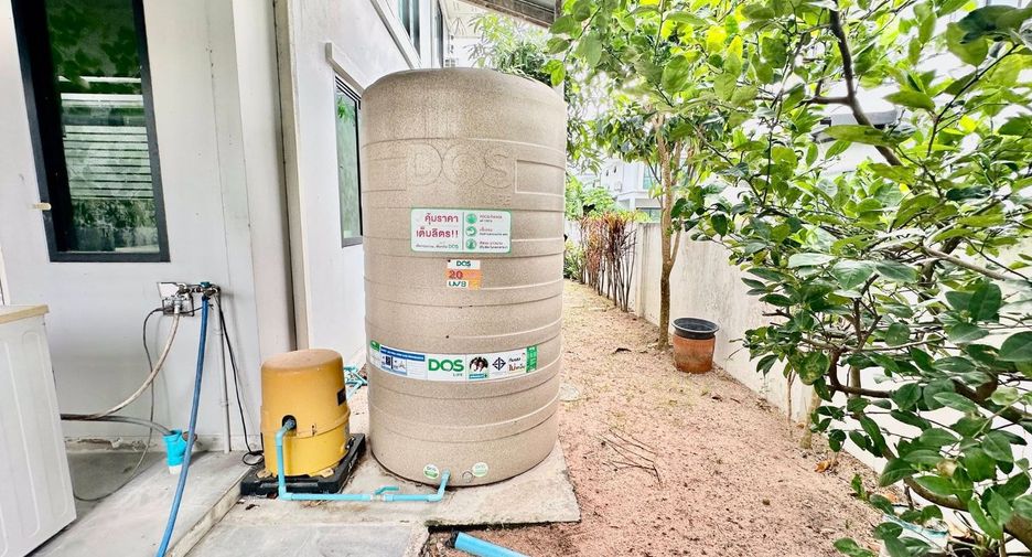 For sale 3 bedrooms house in Si Racha, Chonburi