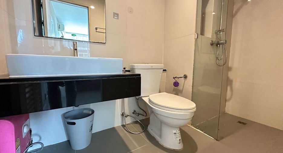 For rent 1 bed condo in Si Racha, Chonburi