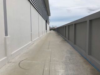 For rent そして for sale 3 Beds warehouse in Krathum Baen, Samut Sakhon
