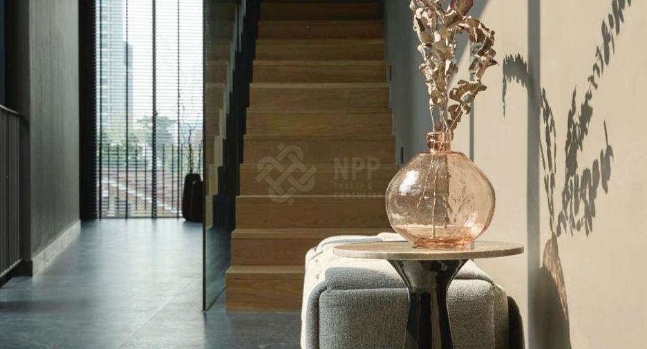 For sale 4 bedrooms house in Chatuchak, Bangkok