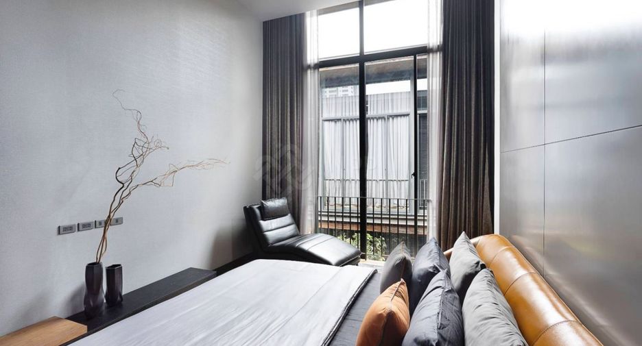 For sale 4 bedrooms house in Chatuchak, Bangkok