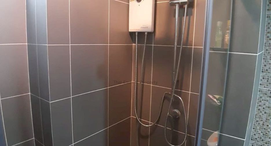 Condo en venta de 1 habitaciones en Si Racha, Chonburi