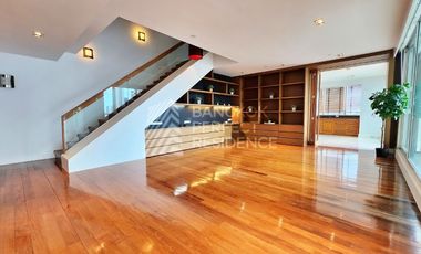 For sale 3 bedrooms condo in Khlong Toei, Bangkok