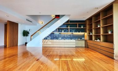 For sale 3 bedrooms condo in Khlong Toei, Bangkok
