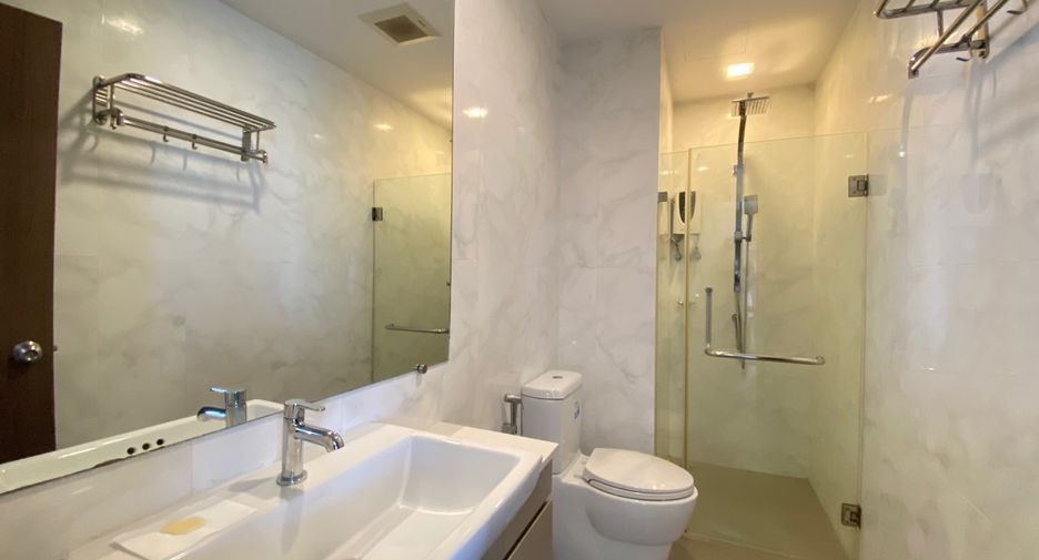 For rent 2 bedrooms condo in Mueang Chiang Mai, Chiang Mai