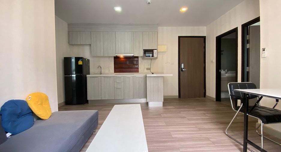 For rent 2 bedrooms condo in Mueang Chiang Mai, Chiang Mai
