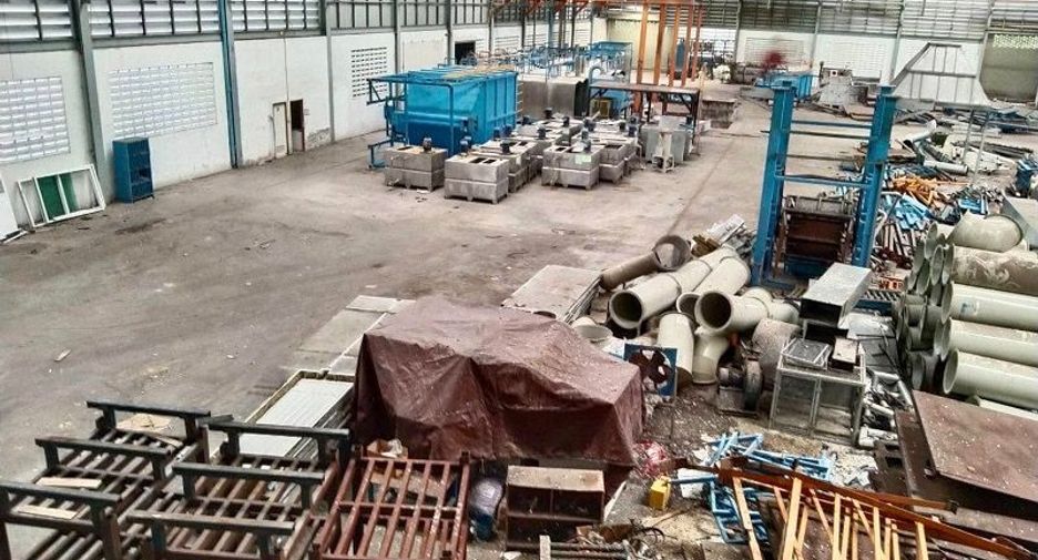 For sale 10 bedrooms warehouse in Bo Thong, Chonburi
