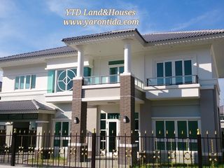 For sale 4 bedrooms house in Thawi Watthana, Bangkok