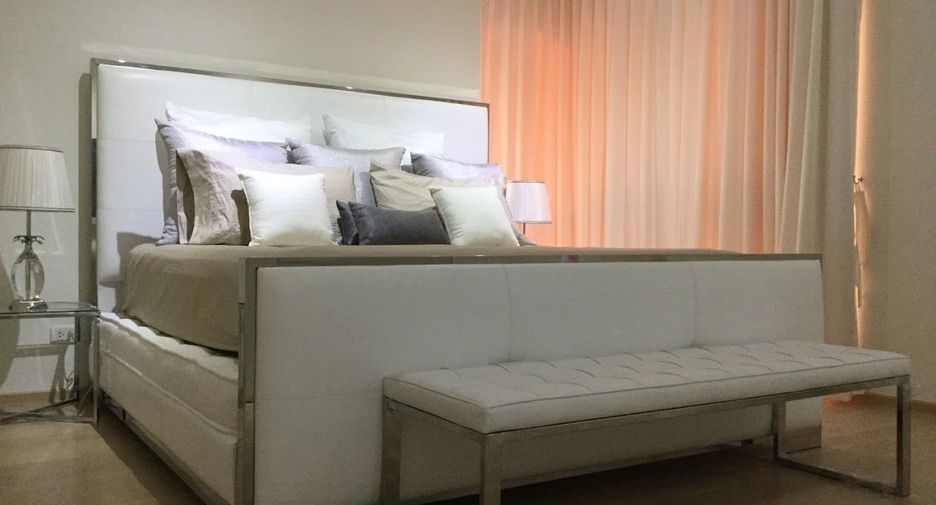 À louer et à vendre 2 chambres condo à Watthana, Bangkok