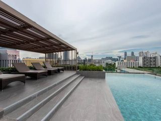 For rent and for sale 2 bedrooms condo in Huai Khwang, Bangkok