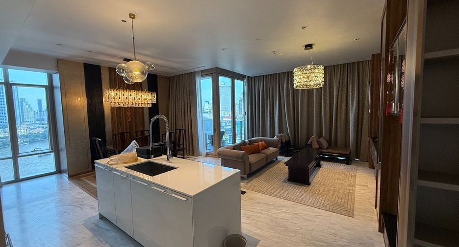 For rent 4 bedrooms condo in Bang Kho Laem, Bangkok
