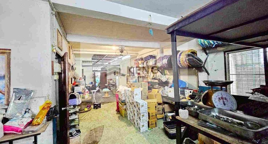 For sale 3 ベッドルーム retail Space in Mueang Chiang Mai, Chiang Mai
