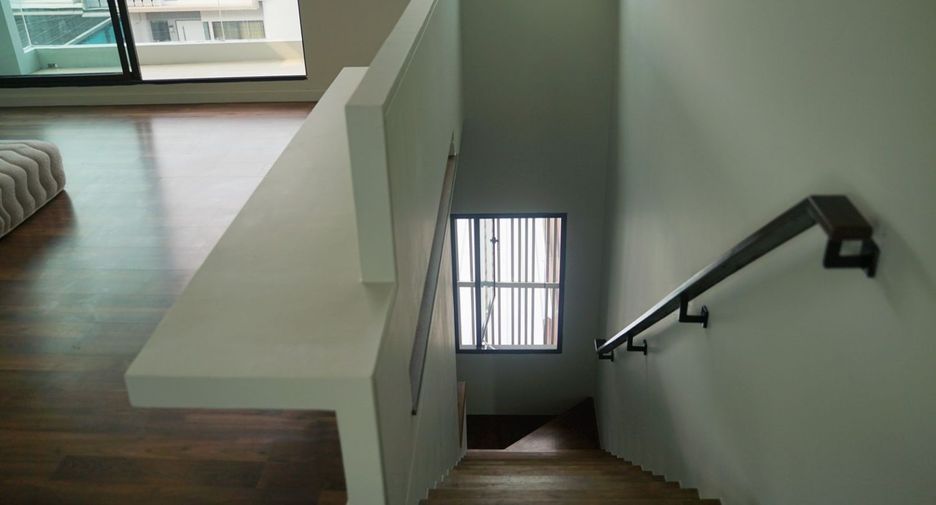 For sale 3 bedrooms townhouse in Khan Na Yao, Bangkok