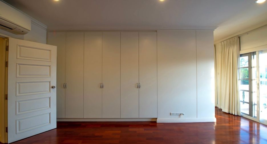 For rent 5 ベッドルーム house in Bang Phli, Samut Prakan
