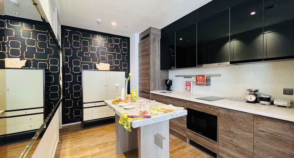Condo en alquiler y en venta de 2 habitaciones en Pathum Wan, Bangkok