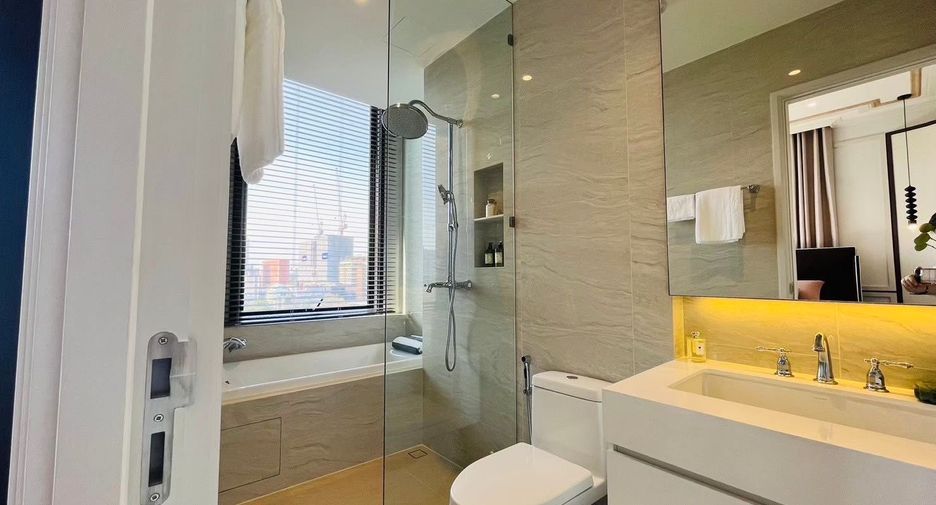 Condo en alquiler y en venta de 2 habitaciones en Pathum Wan, Bangkok