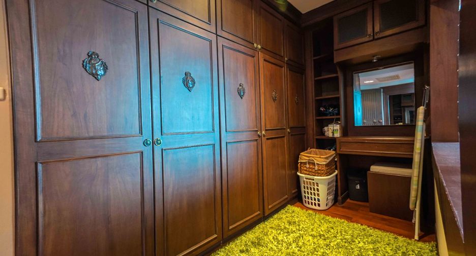 For sale 2 bedrooms condo in Cha Am, Phetchaburi