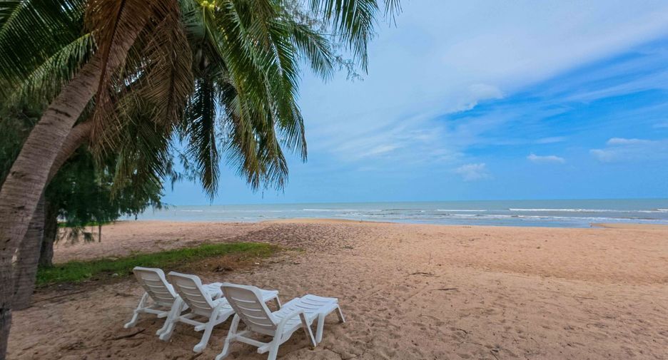 For sale 2 bedrooms condo in Cha Am, Phetchaburi
