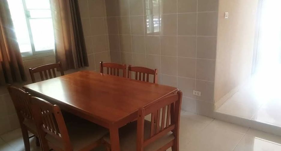 For rent 3 bedrooms house in San Sai, Chiang Mai