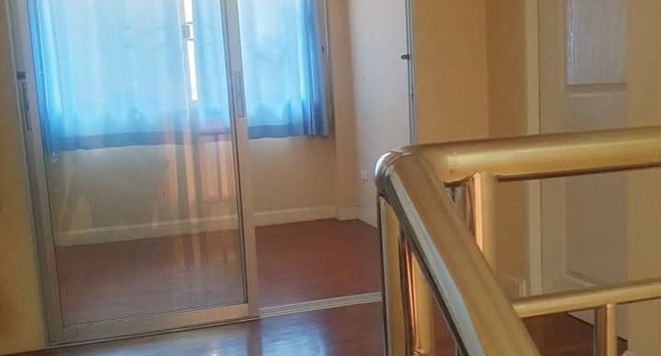 For rent 3 bedrooms house in San Sai, Chiang Mai