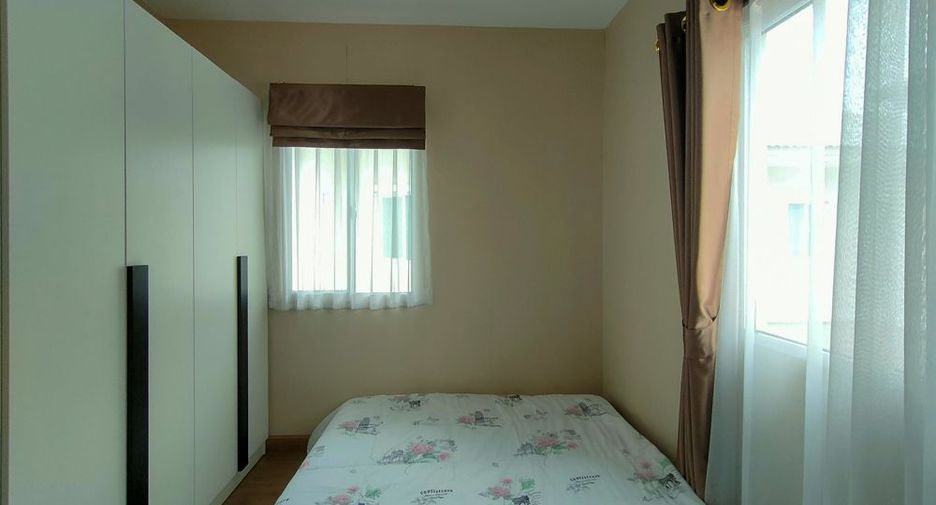 For rent 3 bedrooms house in San Kamphaeng, Chiang Mai