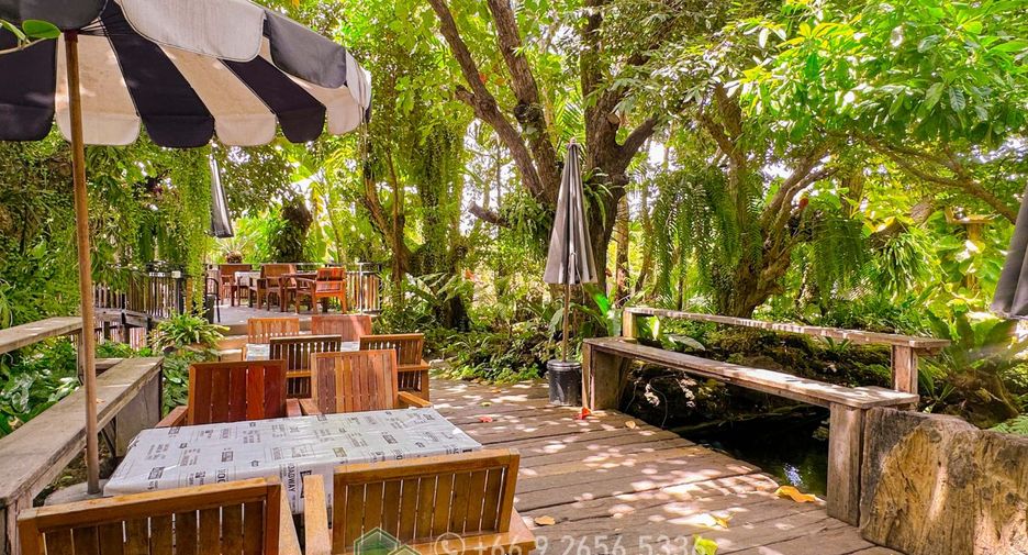 For sale 28 bedrooms villa in Mueang Chiang Mai, Chiang Mai