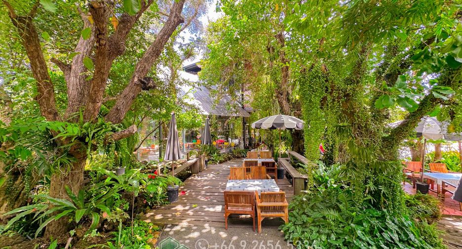 For sale 28 bedrooms villa in Mueang Chiang Mai, Chiang Mai