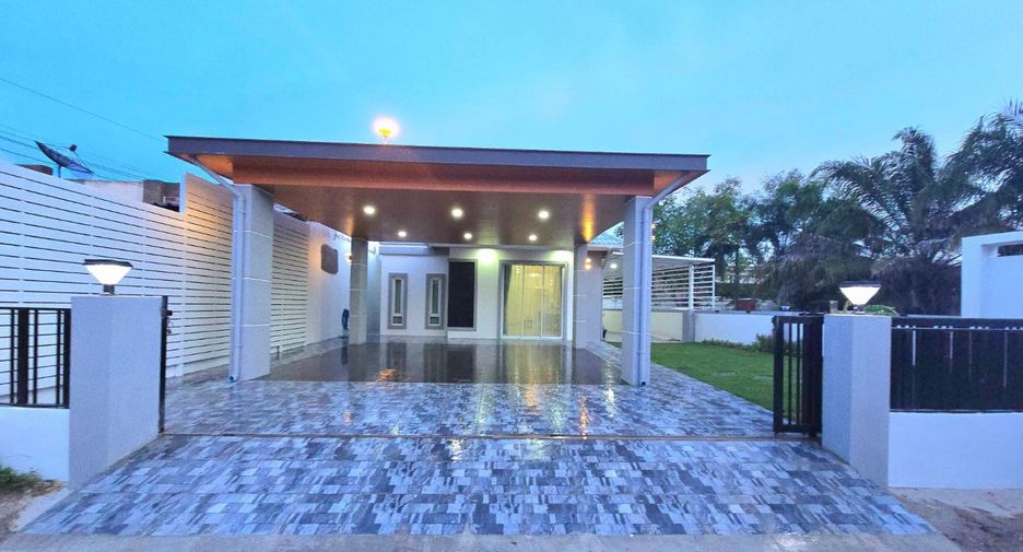 For sale 3 bedrooms house in Bang Lamung, Chonburi