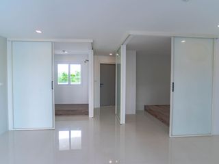 Condo en venta de 2 habitaciones en Klaeng, Rayong