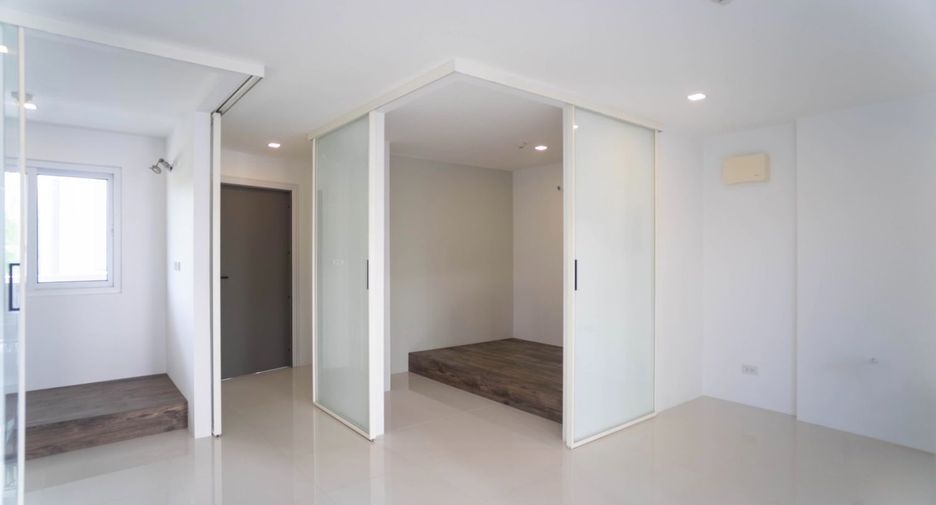 À vendre 2 chambres condo à Klaeng, Rayong