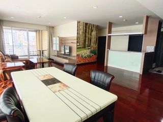 For sale 3 bedrooms condo in Khlong Toei, Bangkok