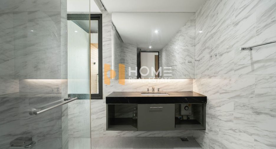 For sale 5 ベッドルーム townhouse in Suan Luang, Bangkok