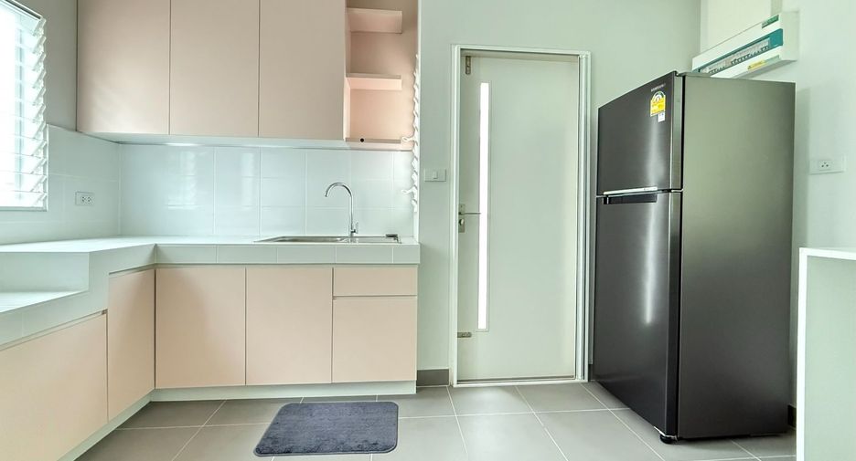 Casa en venta de 3 habitaciones en Phra Nakhon Si Ayutthaya, Phra Nakhon Si Ayutthaya