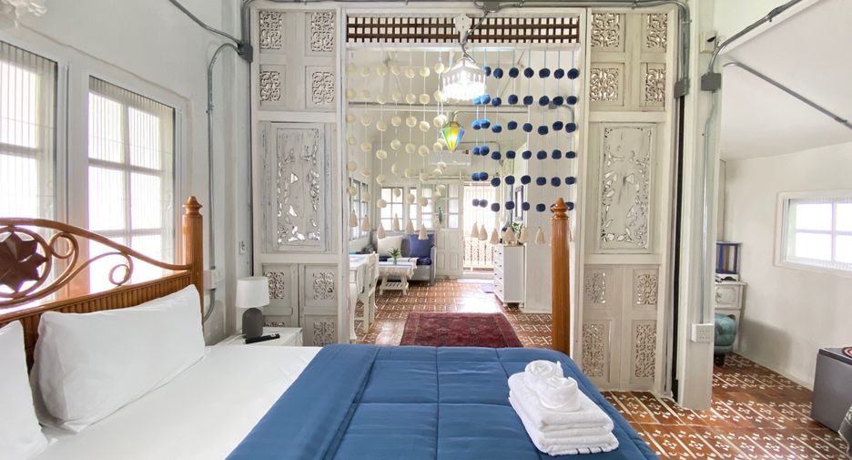 For rent 4 bedrooms house in Mueang Chiang Mai, Chiang Mai