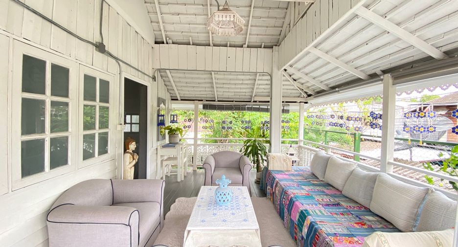 For rent 4 bedrooms house in Mueang Chiang Mai, Chiang Mai