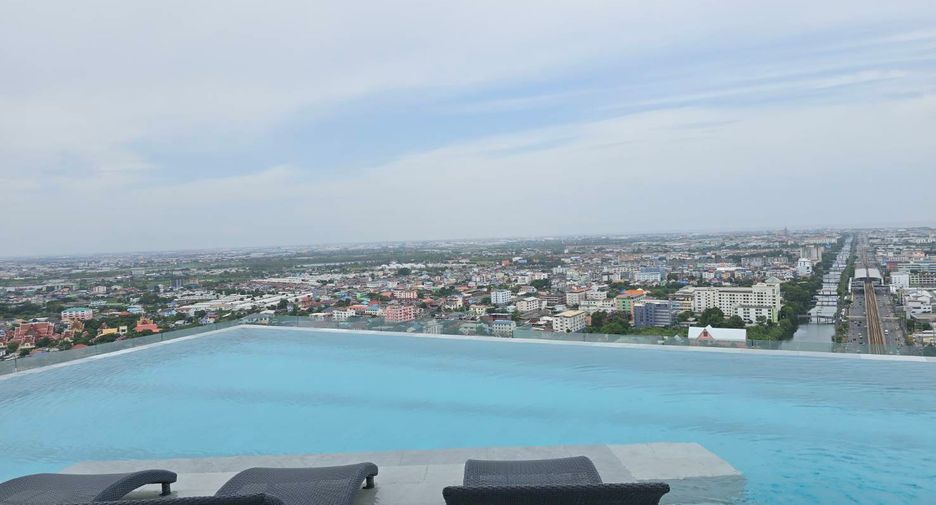For sale 1 bed condo in Mueang Samut Prakan, Samut Prakan