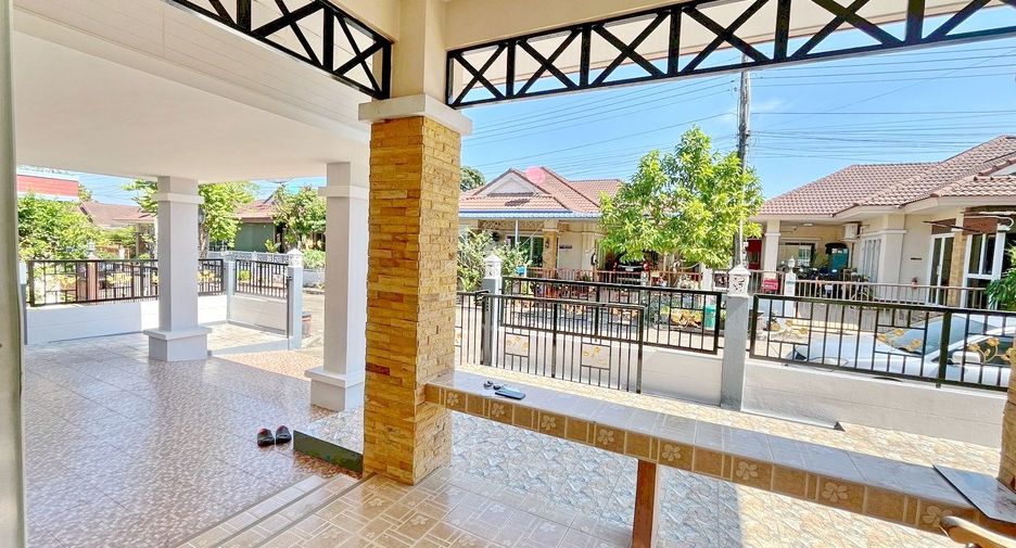 For rent 2 bedrooms house in Si Racha, Chonburi