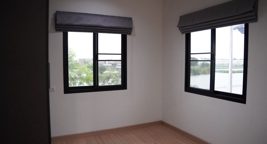 出租 3 卧室 独立屋 在 Lam Luk Ka, Pathum Thani