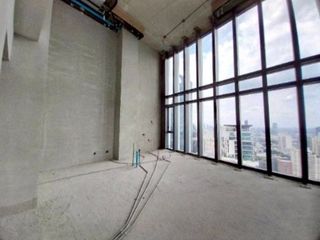 For sale 4 bed condo in Khlong Toei, Bangkok