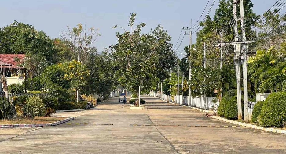出租 和 出售 2 卧室 独立屋 在 Sattahip, Chon Buri