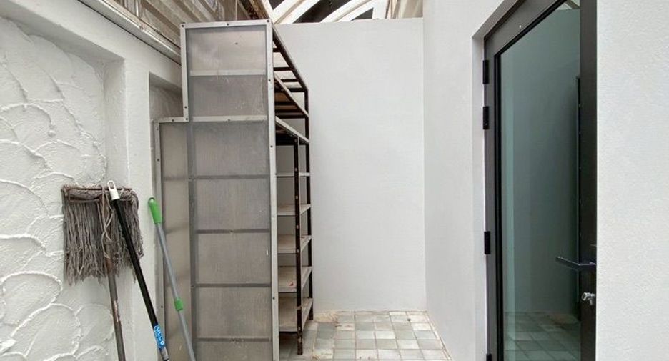 For rent 3 bedrooms retail Space in Mueang Chiang Mai, Chiang Mai