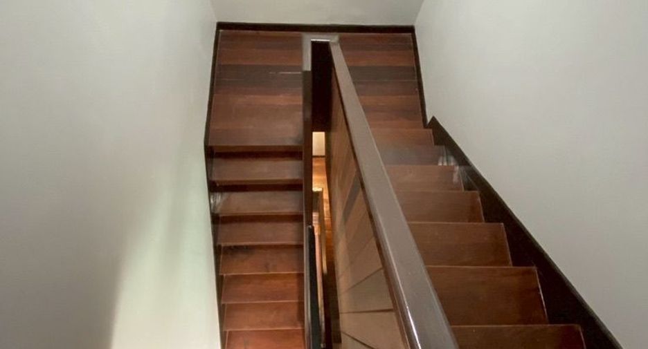 For rent 3 bedrooms retail Space in Mueang Chiang Mai, Chiang Mai